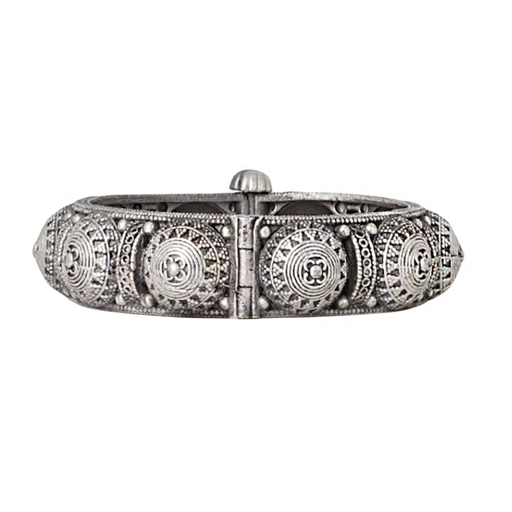 Teejh Siara Silver Oxidised Bangle