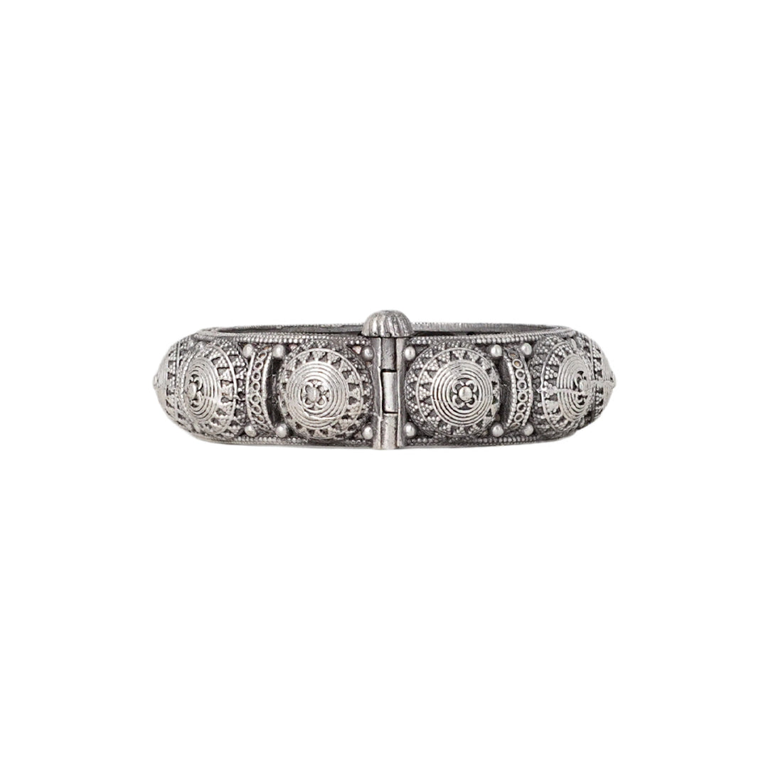 Teejh Siara Silver Oxidised Bangle
