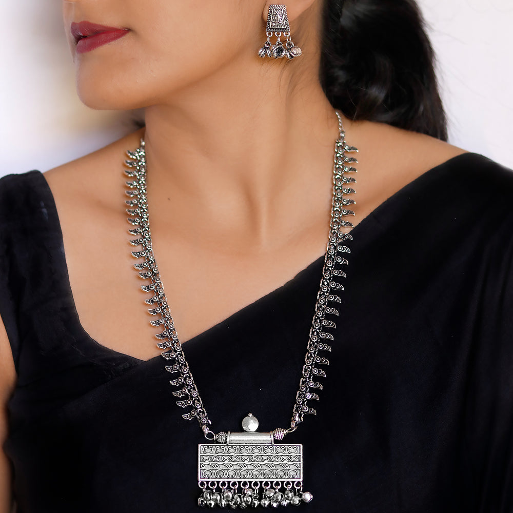 Svya Silver Oxidized Necklace - Teejh