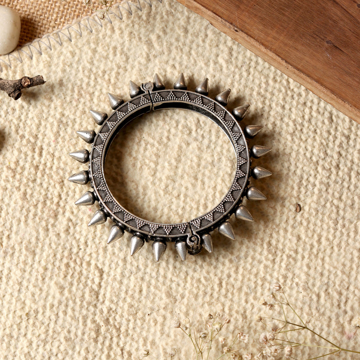 Teejh Sreeya Silver Oxidised Bangles
