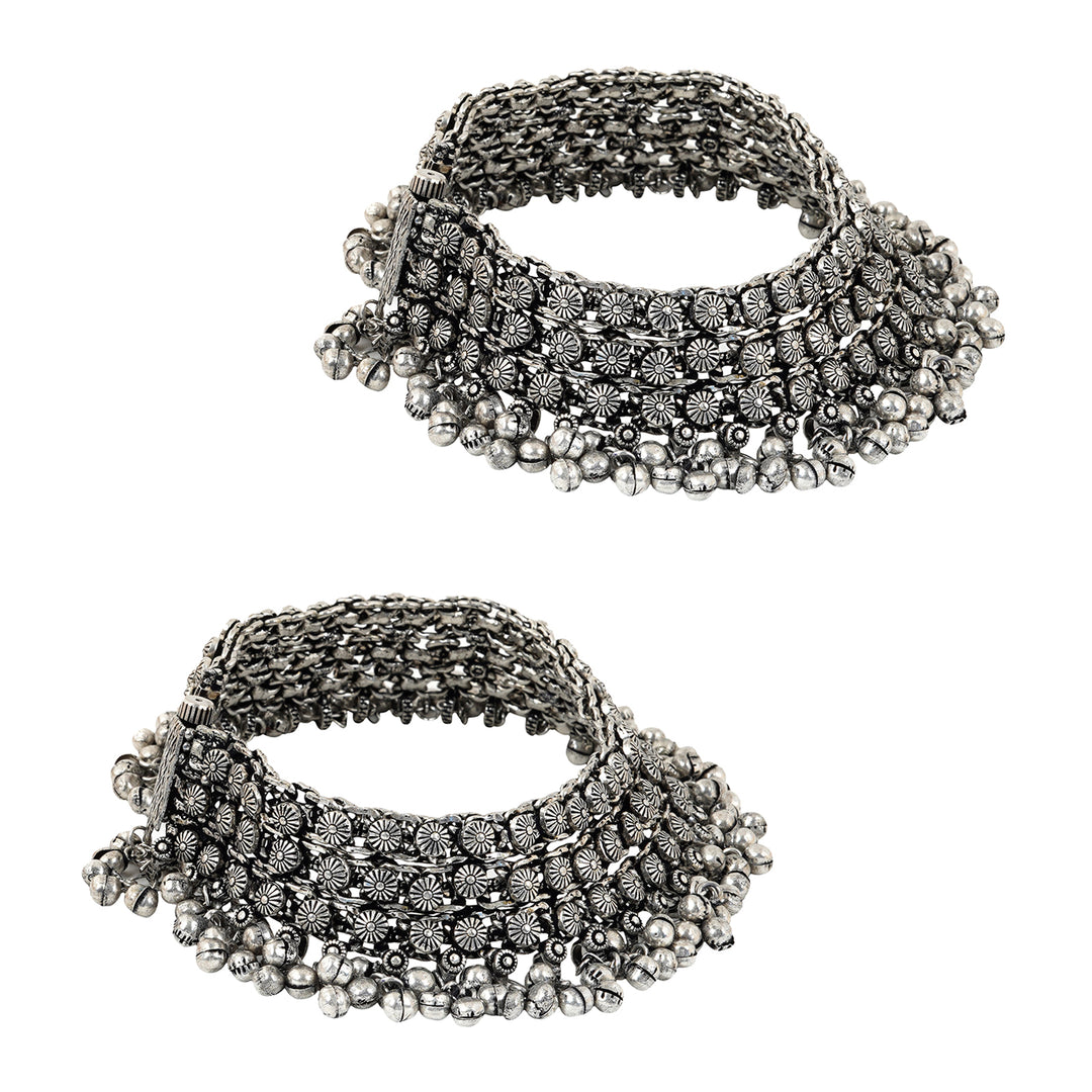 Teejh Turvi silver oxidised anklets