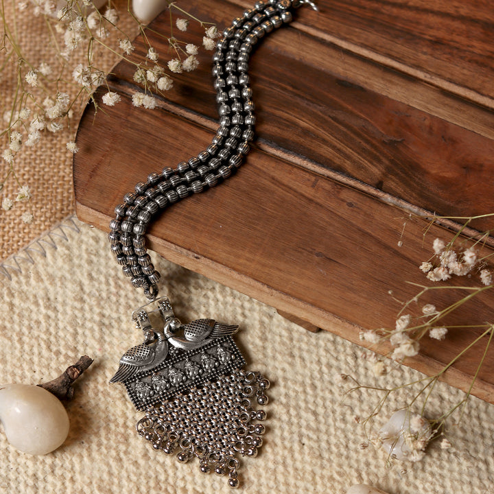 Teejh Aadhila Silver Oxidised Maang Tikka