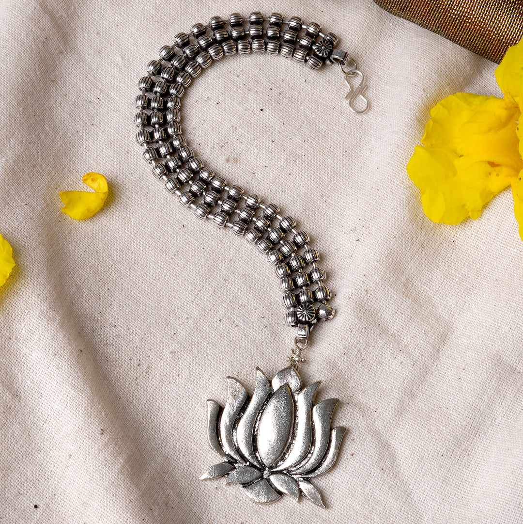 Teejh Vrutika Silver Oxidised Maang Tika