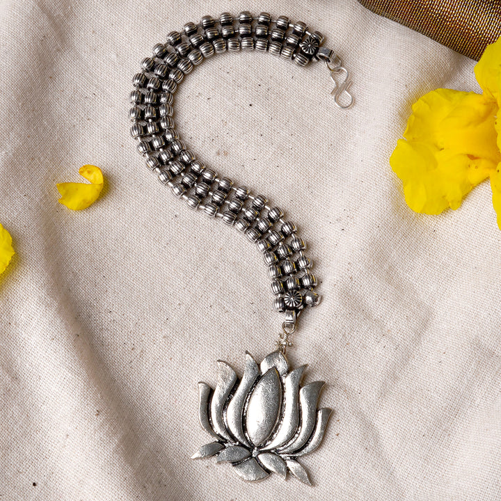 Teejh Vrutika Silver Oxidised Maang Tika