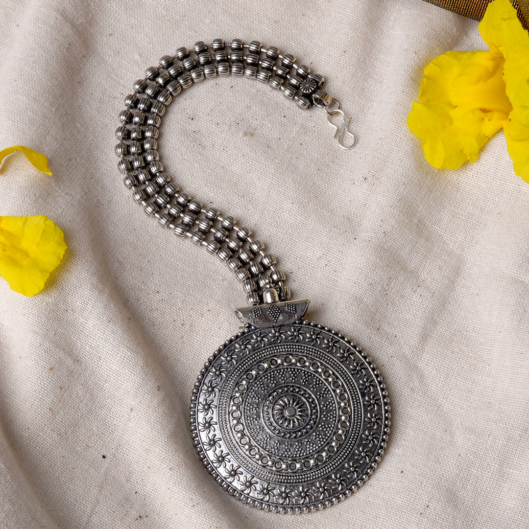 Teejh Deepa Silver Oxidised Maang Tika