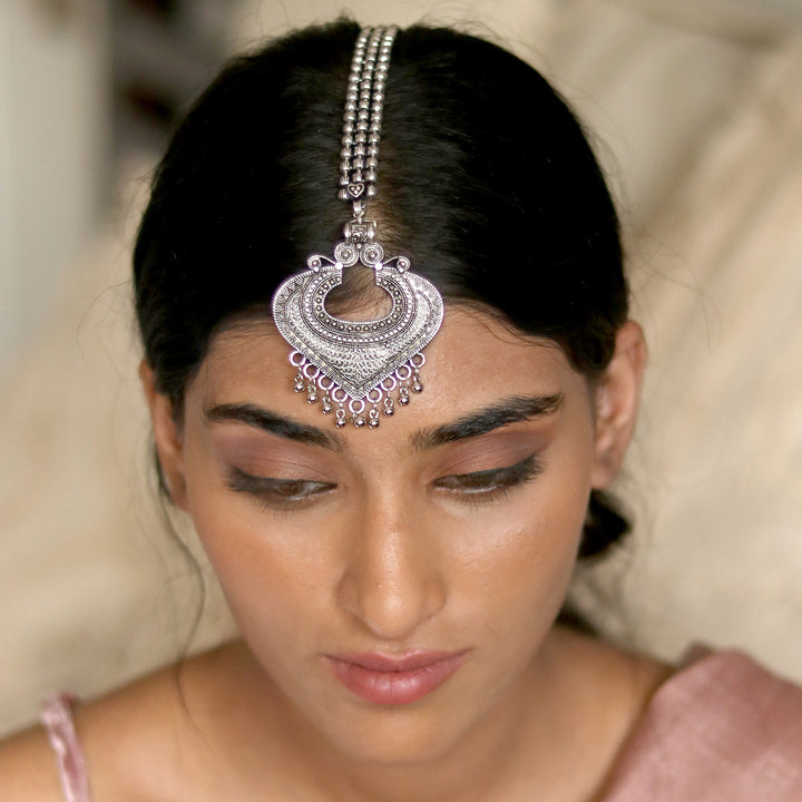 Teejh Sankita Silver Oxidised Mang Tika