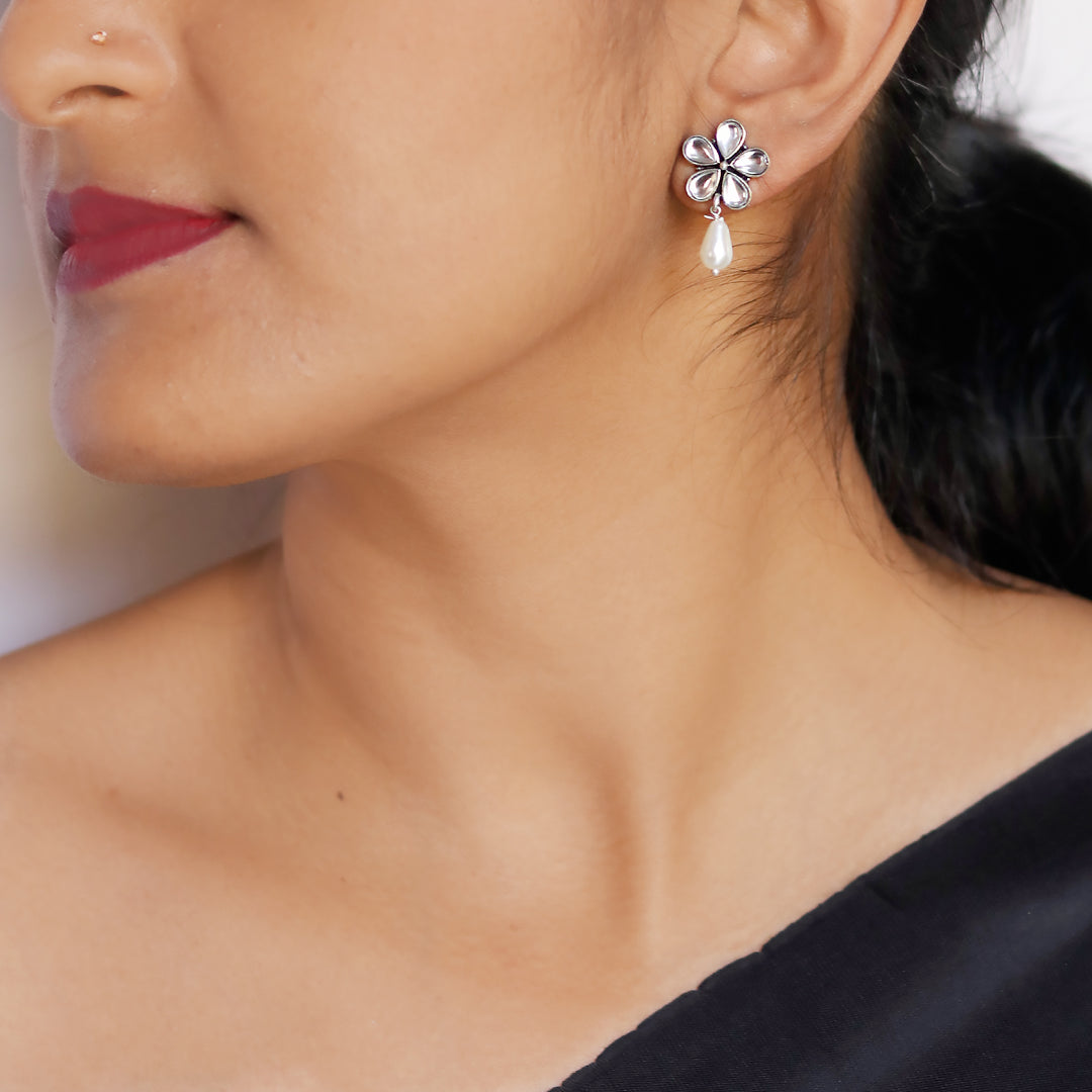 Amritaya Floral Polki Silver Oxidized Earrings - Teejh
