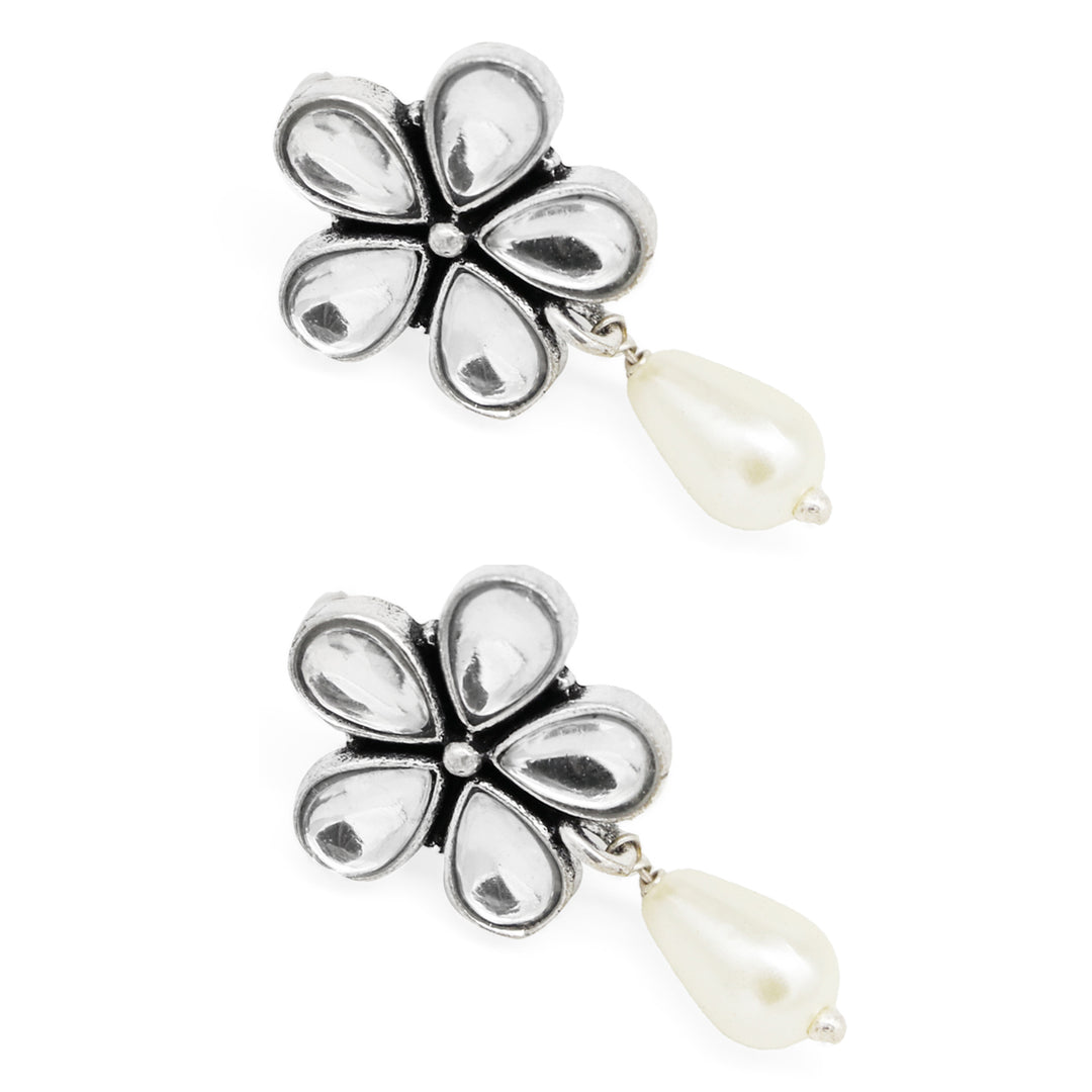 Amritaya Floral Polki Silver Oxidized Earrings - Teejh
