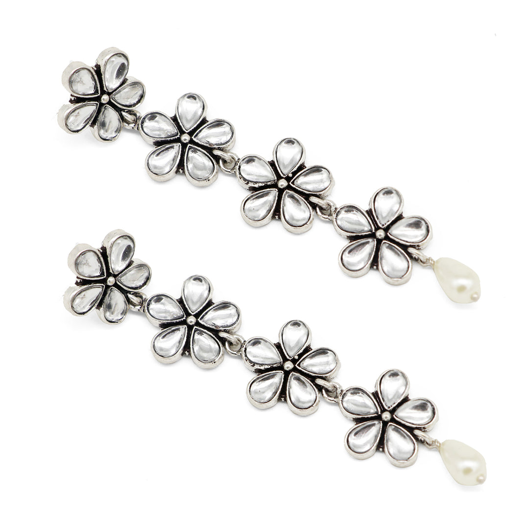 Aathavi Floral Polki Silver Oxidized Earrings - Teejh