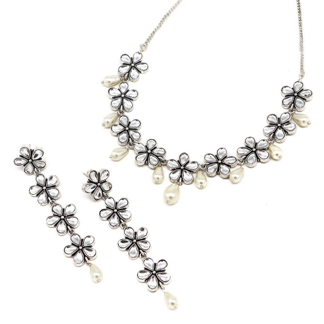 Saadhvi Silver Oxidised polki Necklace Set - Teejh