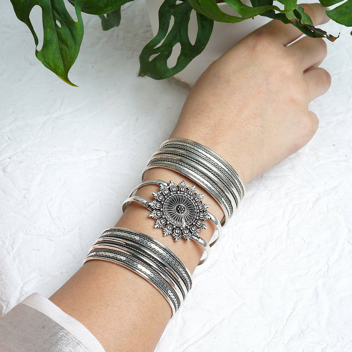 Teejh Madhuparna Stacked Bracelet Set