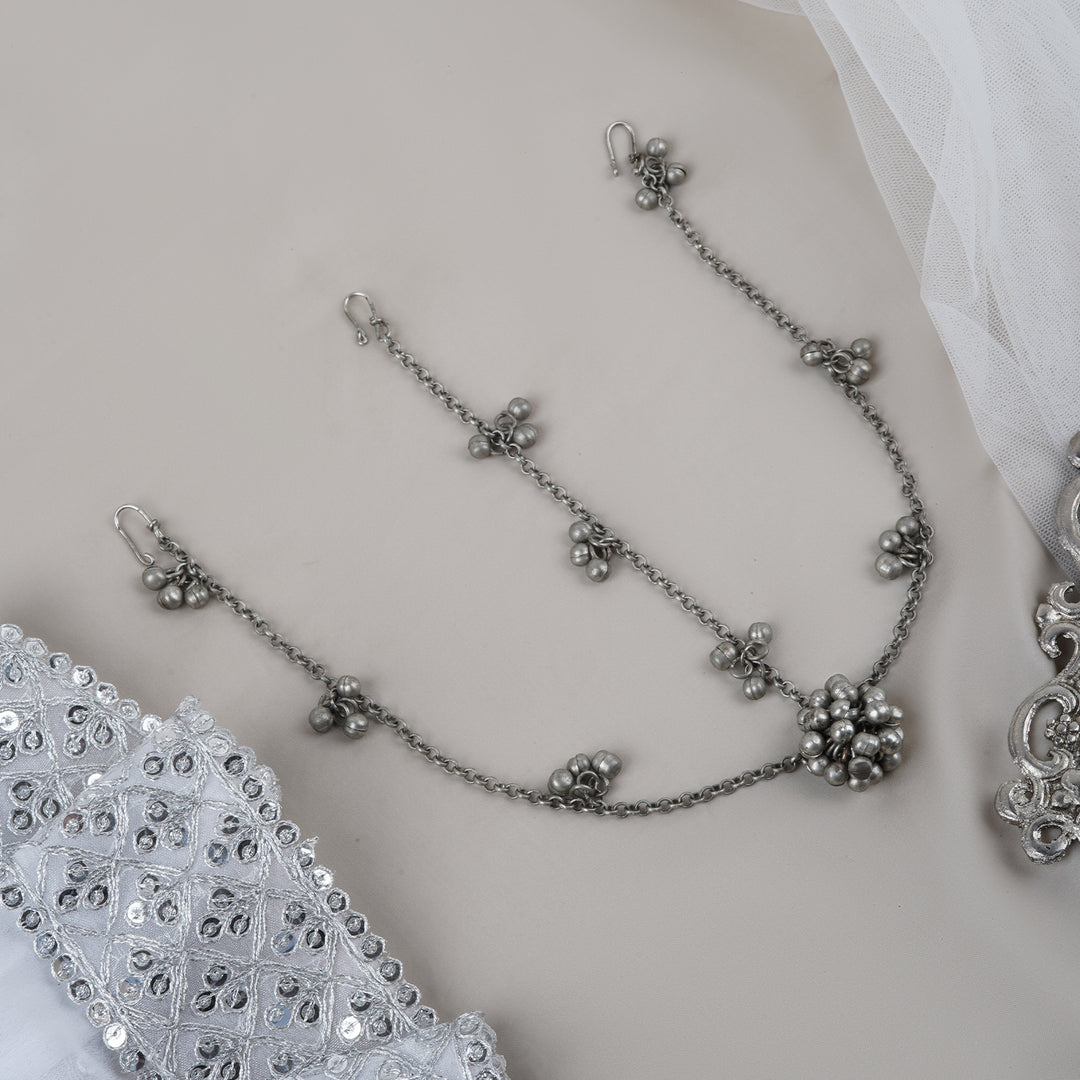 Teejh Mahira Silver Oxidised Ghungroo Maang Tikka
