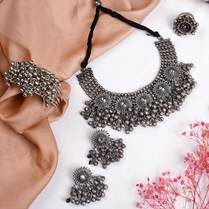 Teejh Deeher Silver Oxidised Jewelry Gift Set