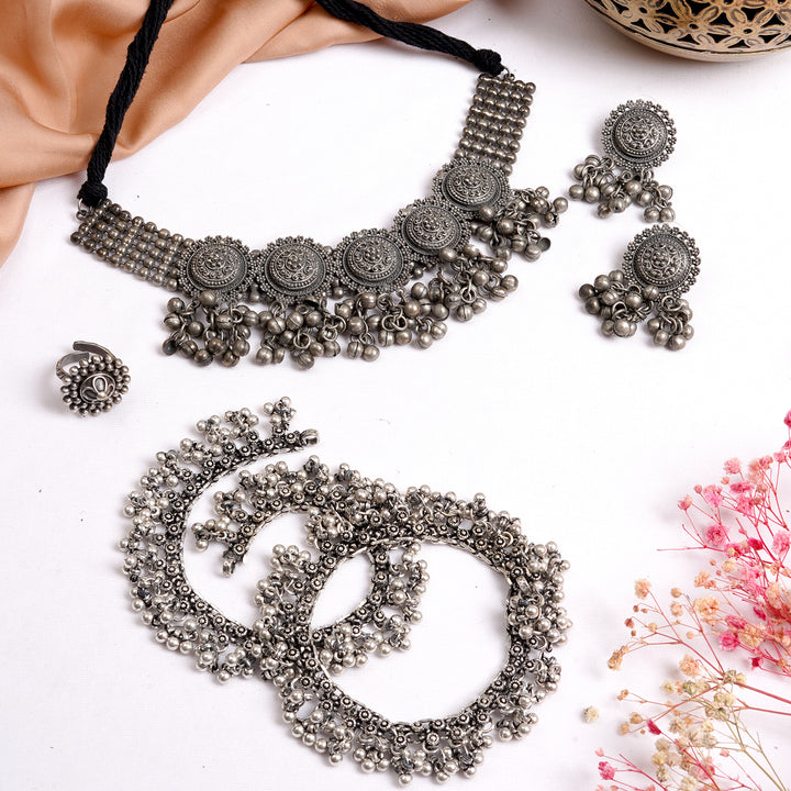 Teejh Srinaya Silver Oxidised Jewelry Gift Set