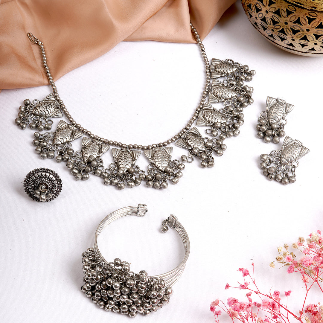 Teejh Druhi Silver Oxidised Jewelry Gift Set