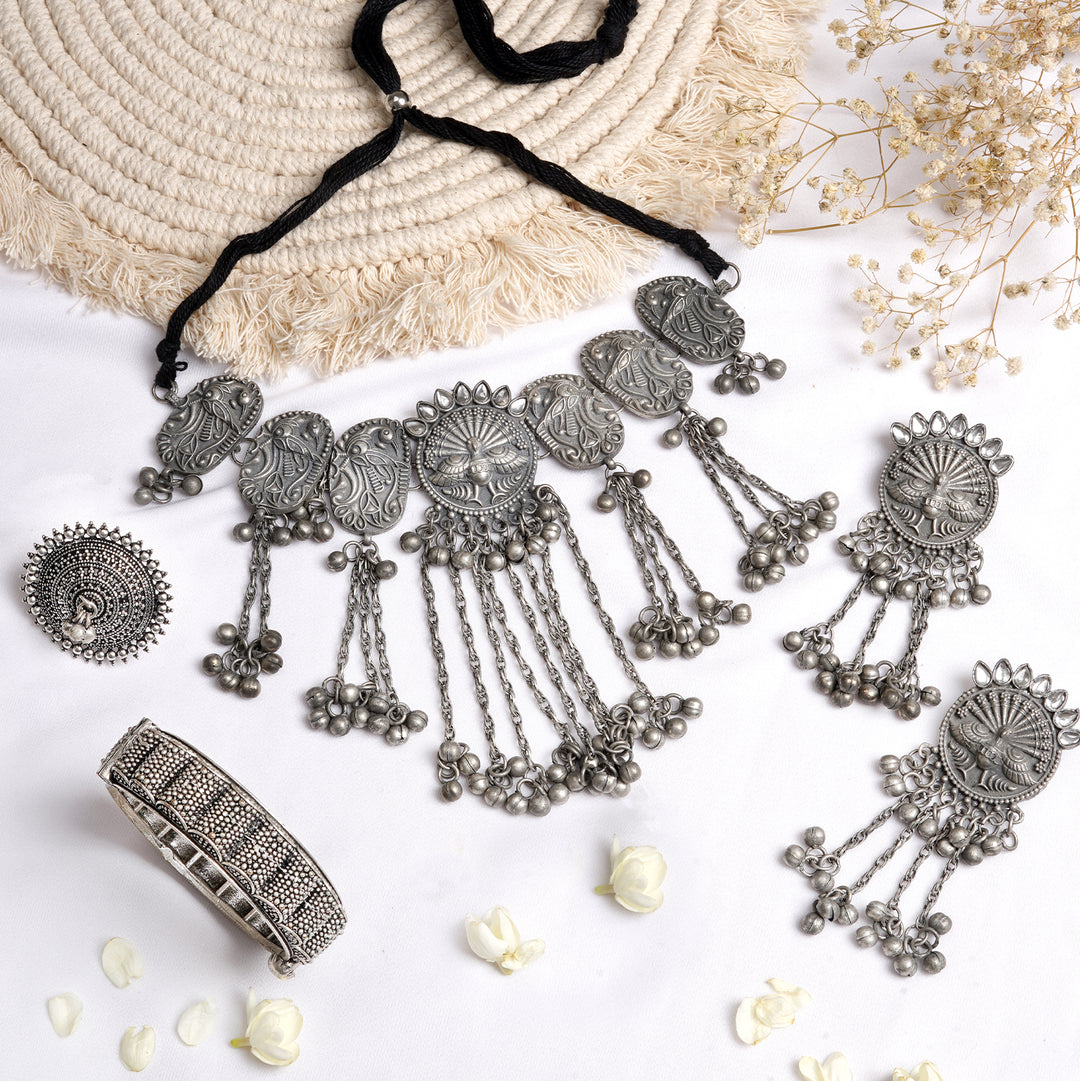 Teejh Sampurna Silver Oxidised Jewelry Gift Set