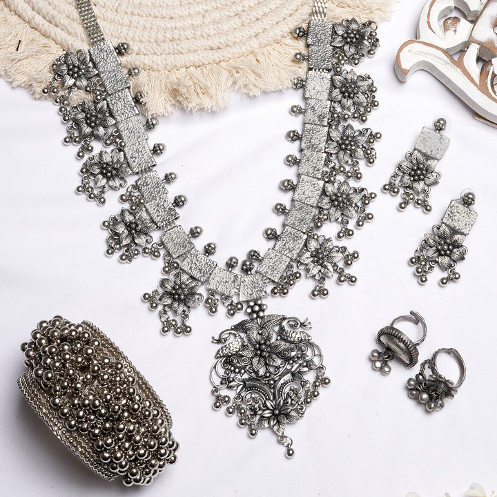 Teejh Sapna Silver Oxidised Jewelry Gift Set