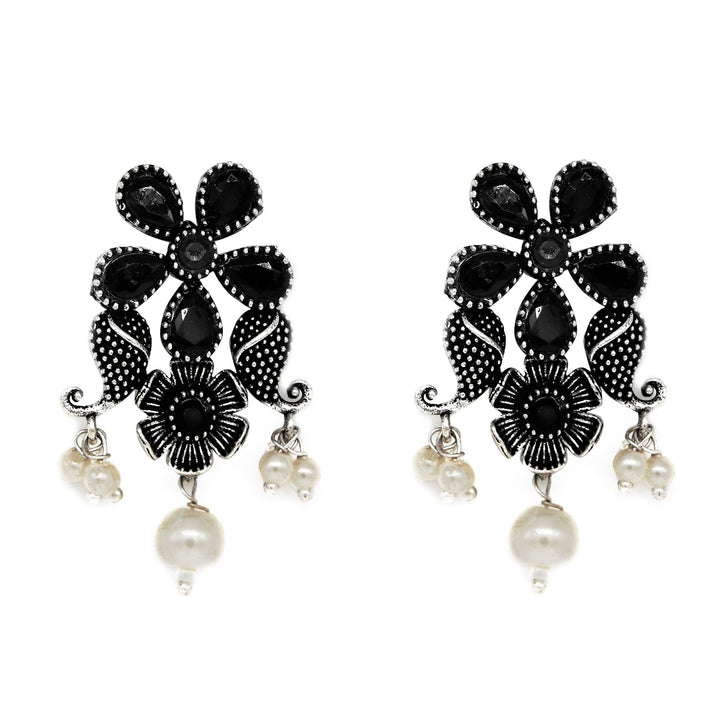 Teejh Lasritha Silver Oxidised Jewelry Gift Set