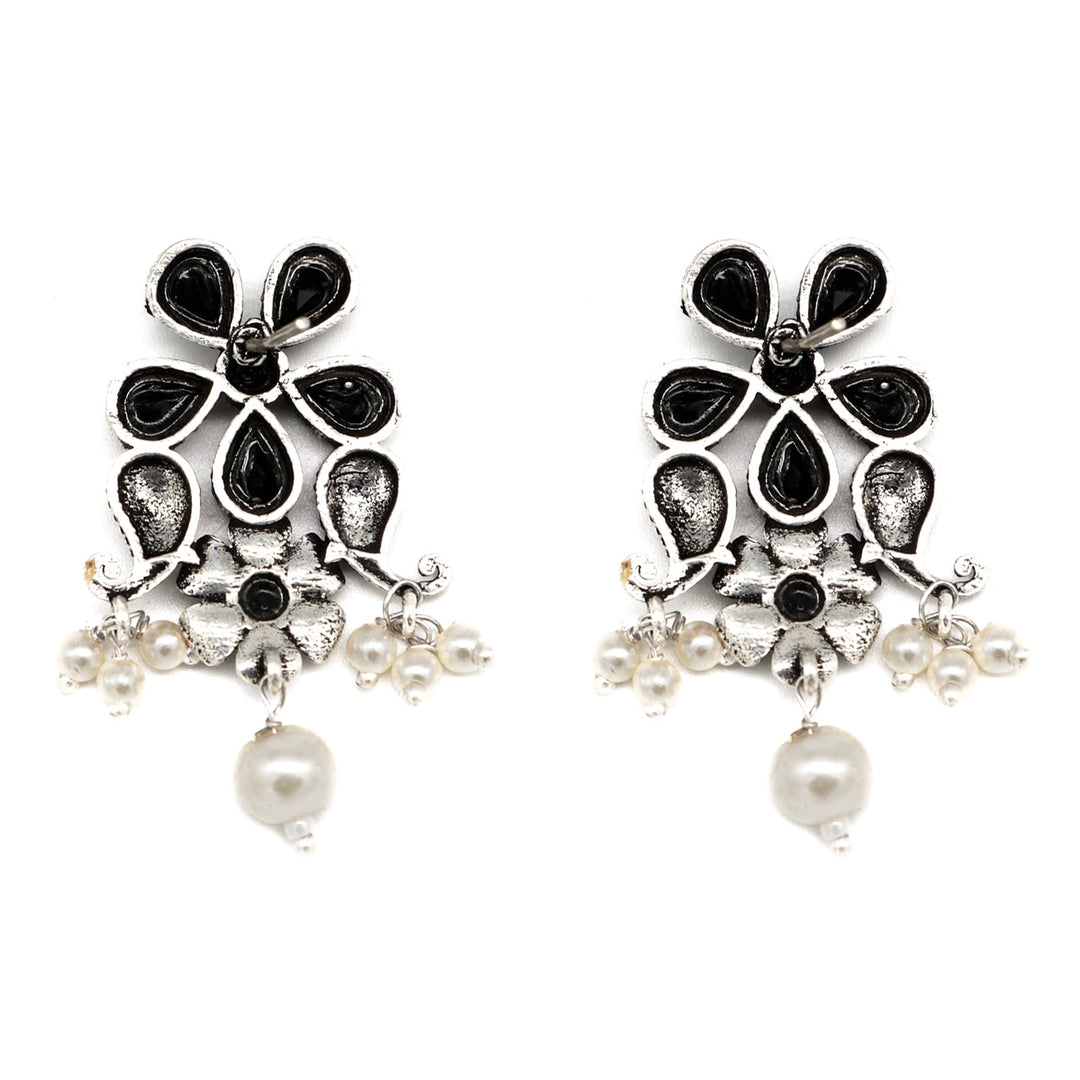 Teejh Lasritha Silver Oxidised Jewelry Gift Set