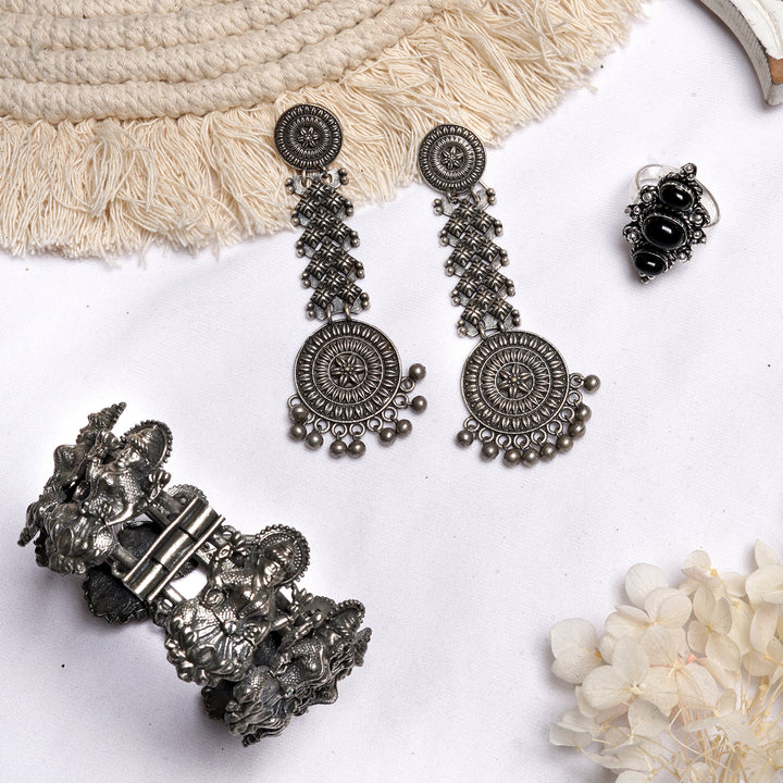 Teejh Karka Silver Oxidised Jewlry Gift Set