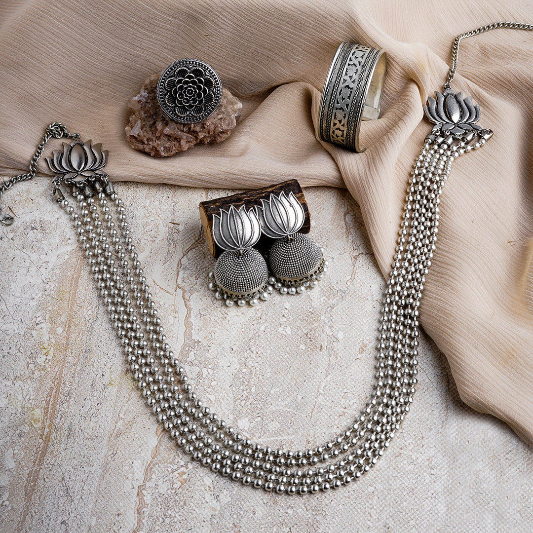 Teejh Mrunalini Silver Oxidised Jewelry Gift Set