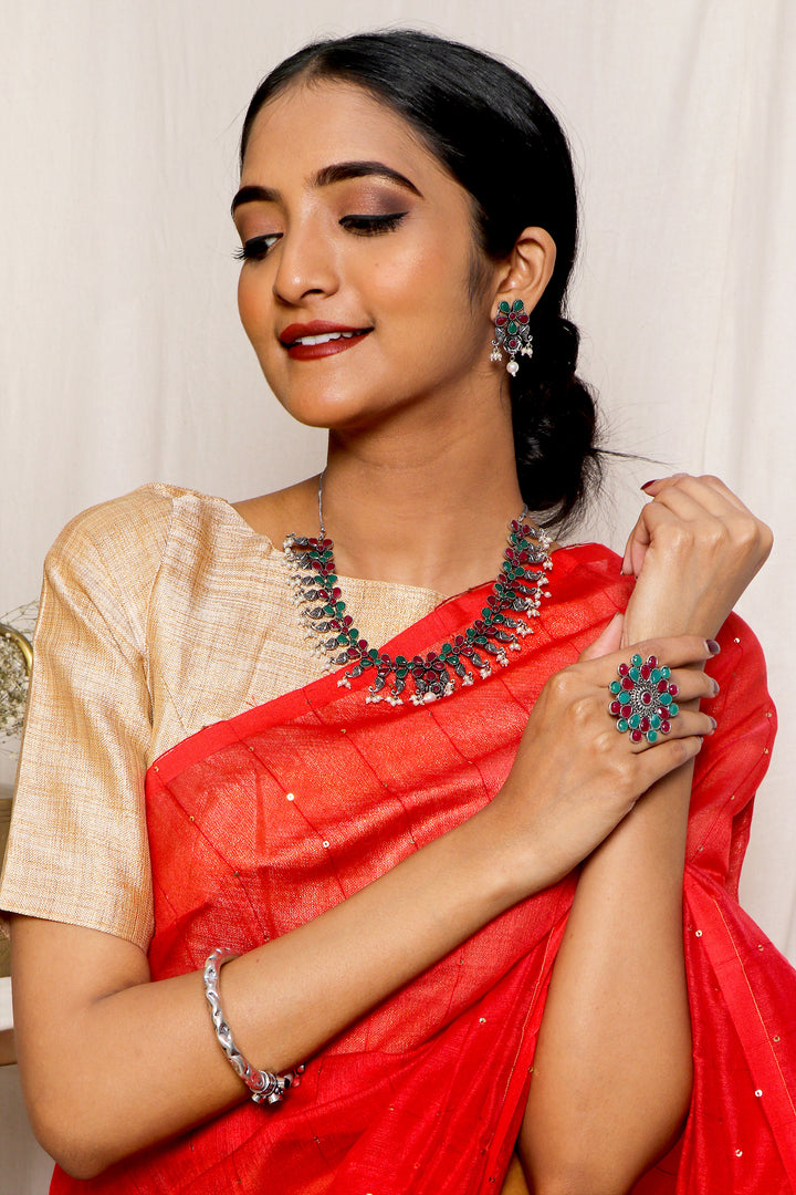 Teejh Gaillardia Saree &amp; Jewelry Gift Set