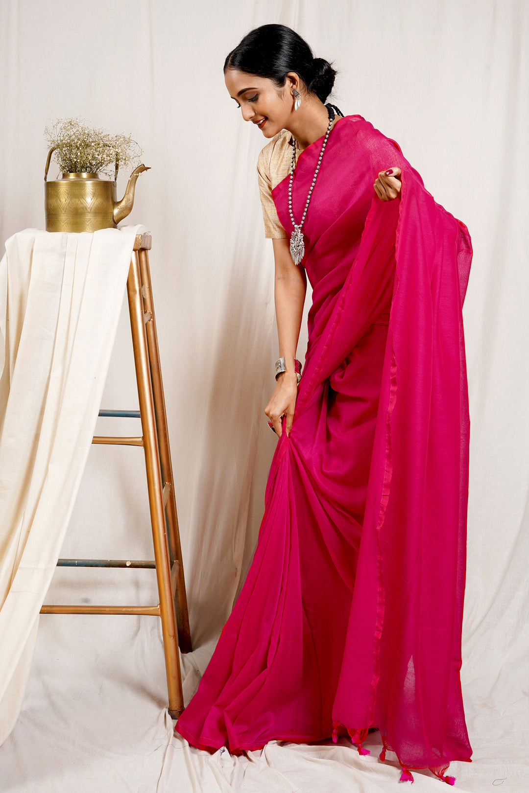 Teejh Taffy Mulmul Pink Cotton Saree
