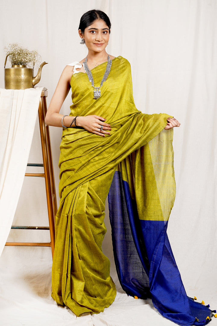 Teejh Parakeet Green and Blue Mulmul Cotton Saree