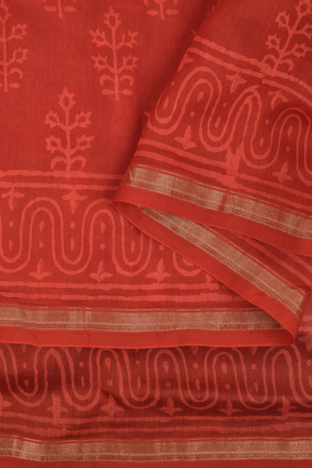 Teejh Trinetra Red Block Print Chanderi Silk Saree With Blouse Piece