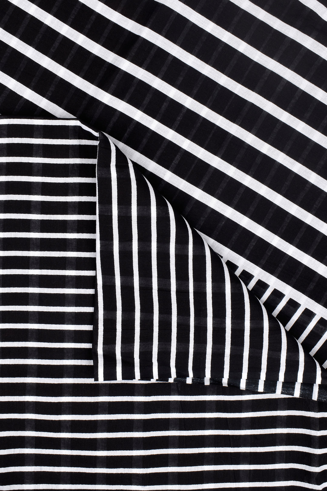 Teejh Liya Black Cotton Saree with Blouse Piece