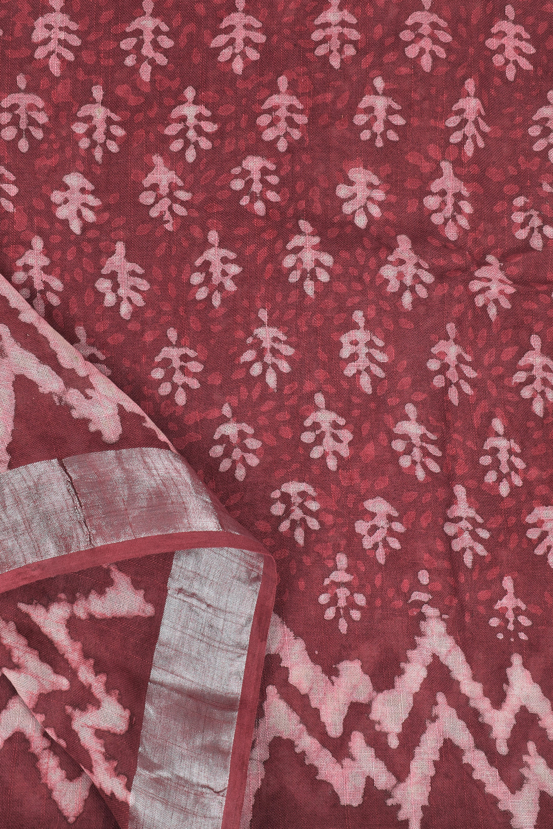 Teejh Nirvi Maroon Linen Saree With Blouse Piece.