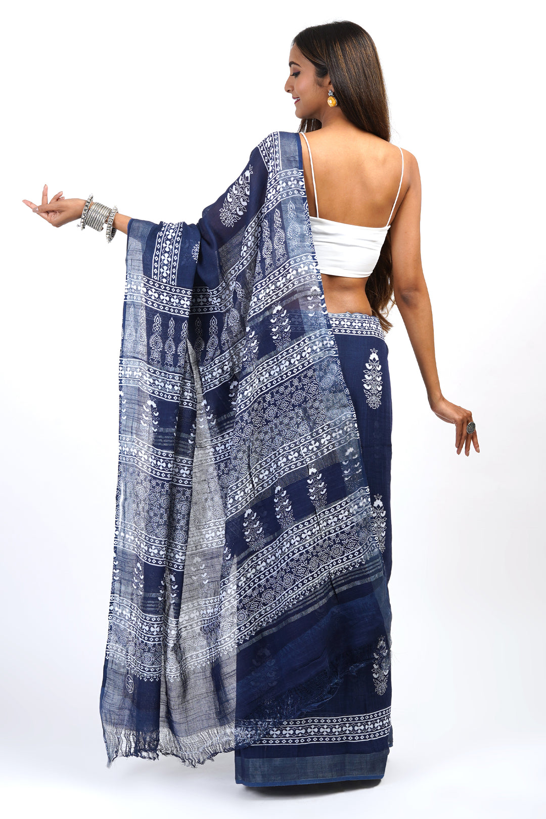 Teejh Imara Dark Blue Block Print Linen Saree With Blouse Piece