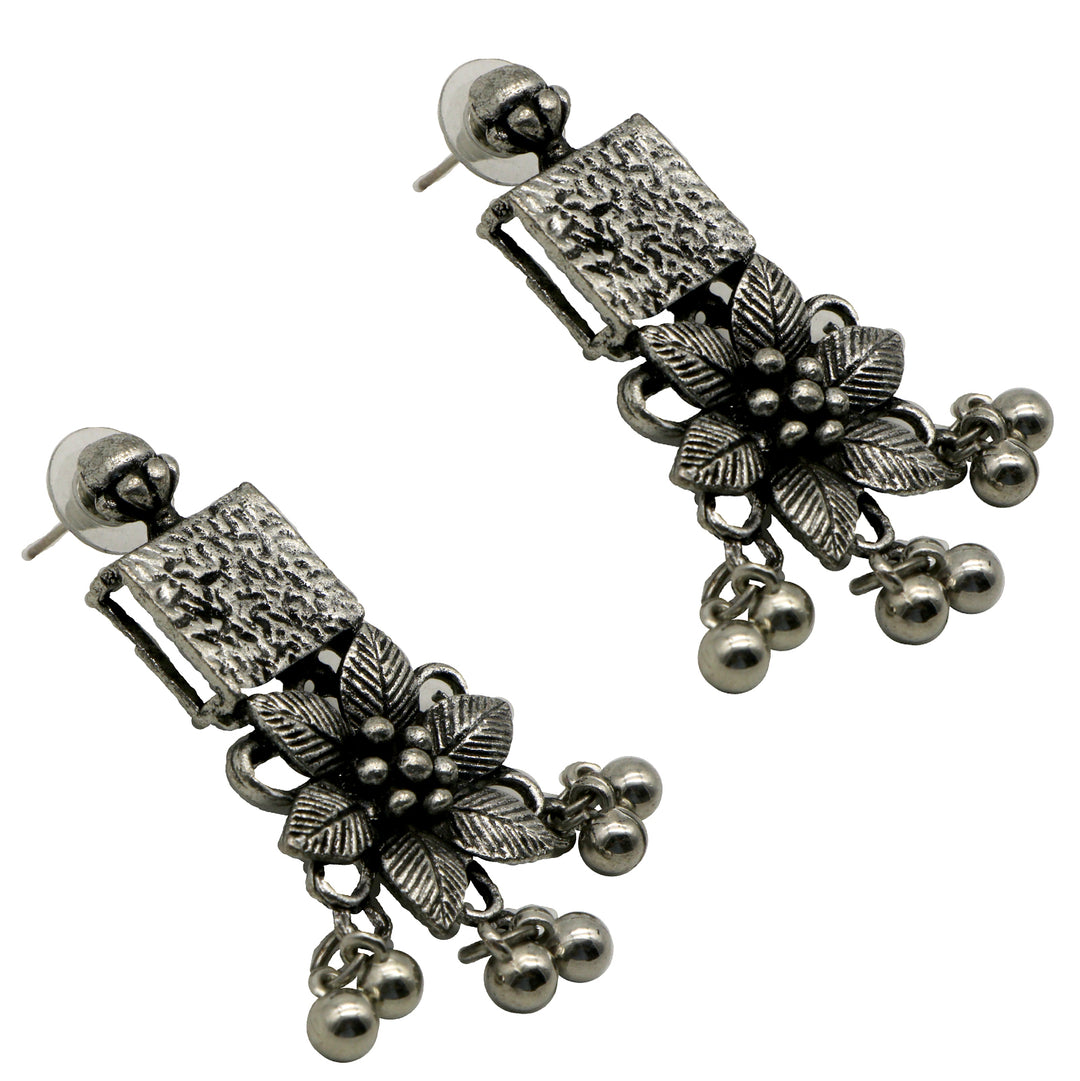 Teejh Khushi Ghungroo Silver Oxidised Necklace Set