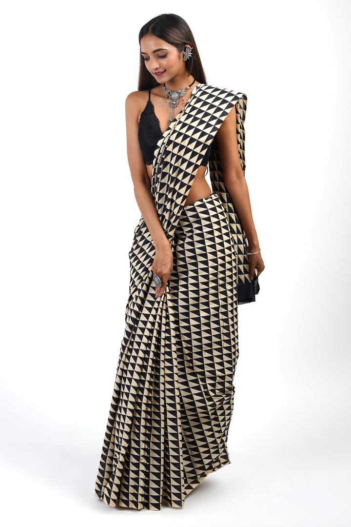 Teejh Ruhani Black and Beige Cotton Saree With Blouse Piece