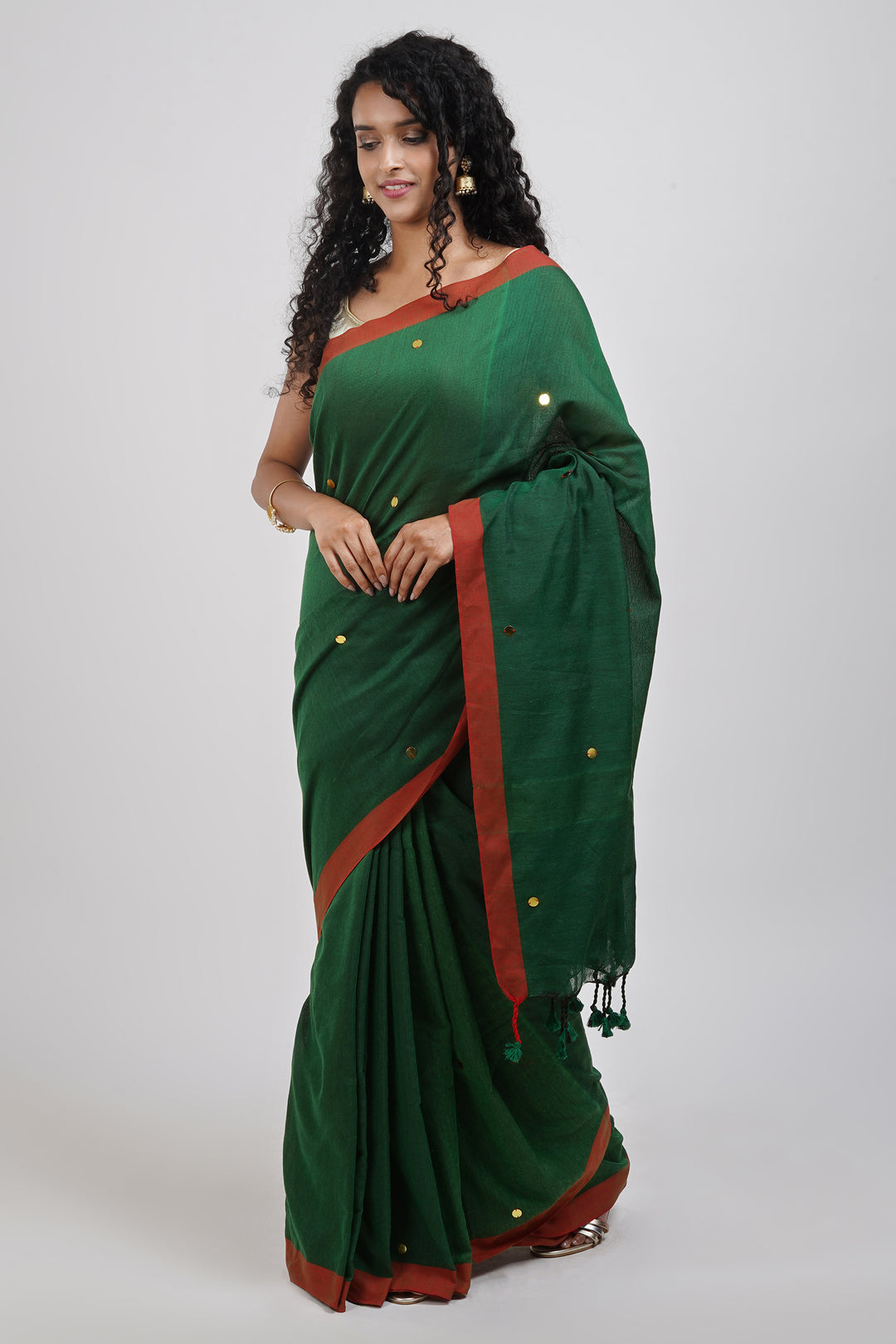 Teejh Savali Green Mulmul Saree