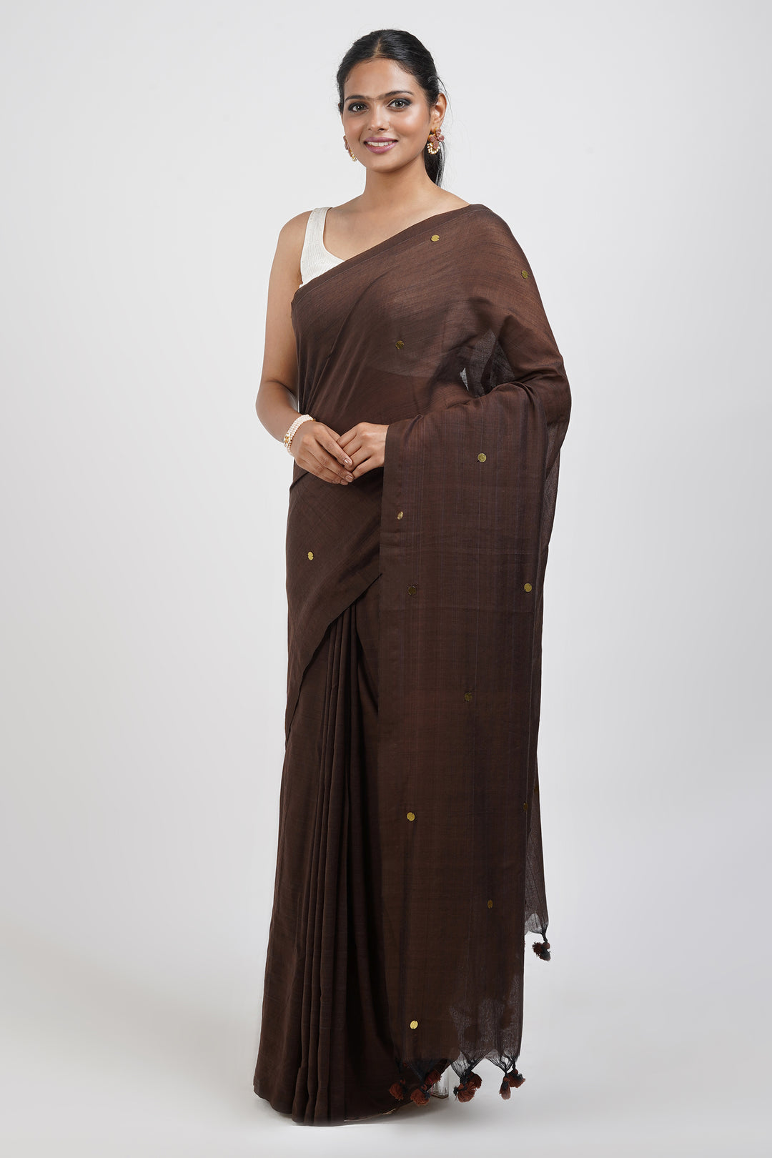 Teejh Savali Brown Mulmul Saree