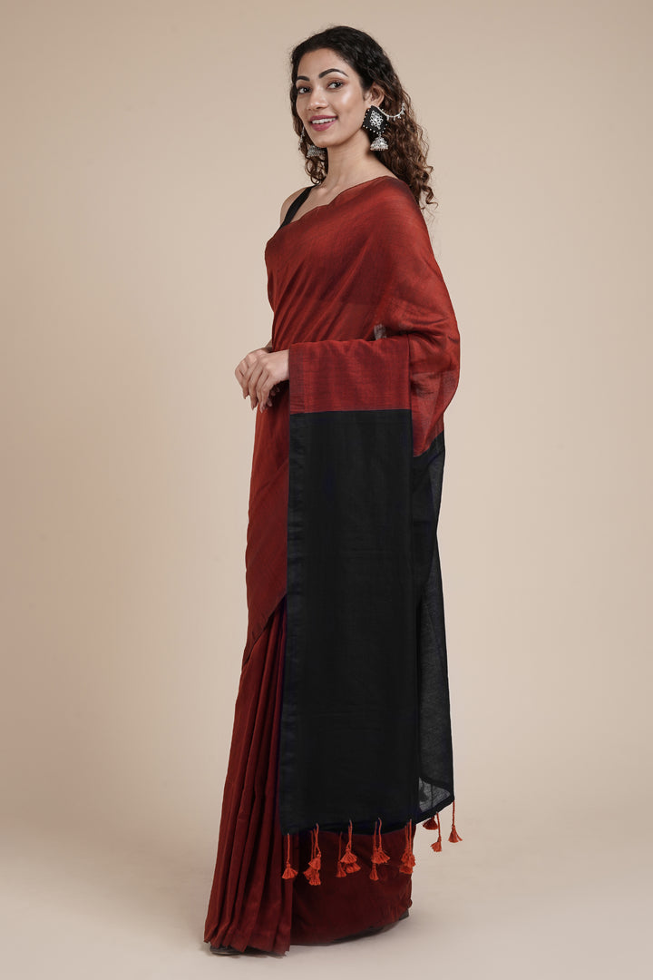 Teejh Varuni Rust Orange &amp; Black Mulmul Saree