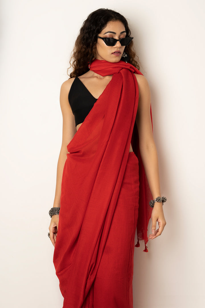 Teejh Takshi Red Mulmul Saree