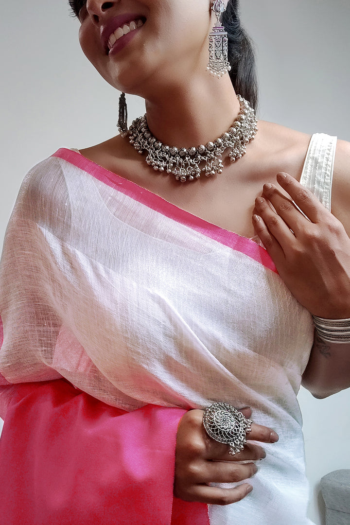 Teejh Laboni White &amp; Pink Linen Saree