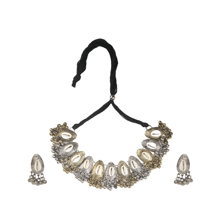 Teejh Shell Dual Tone Necklace Set